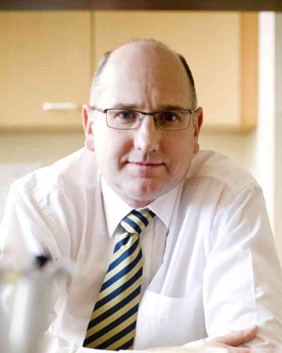 Prof Richard MacIsaac